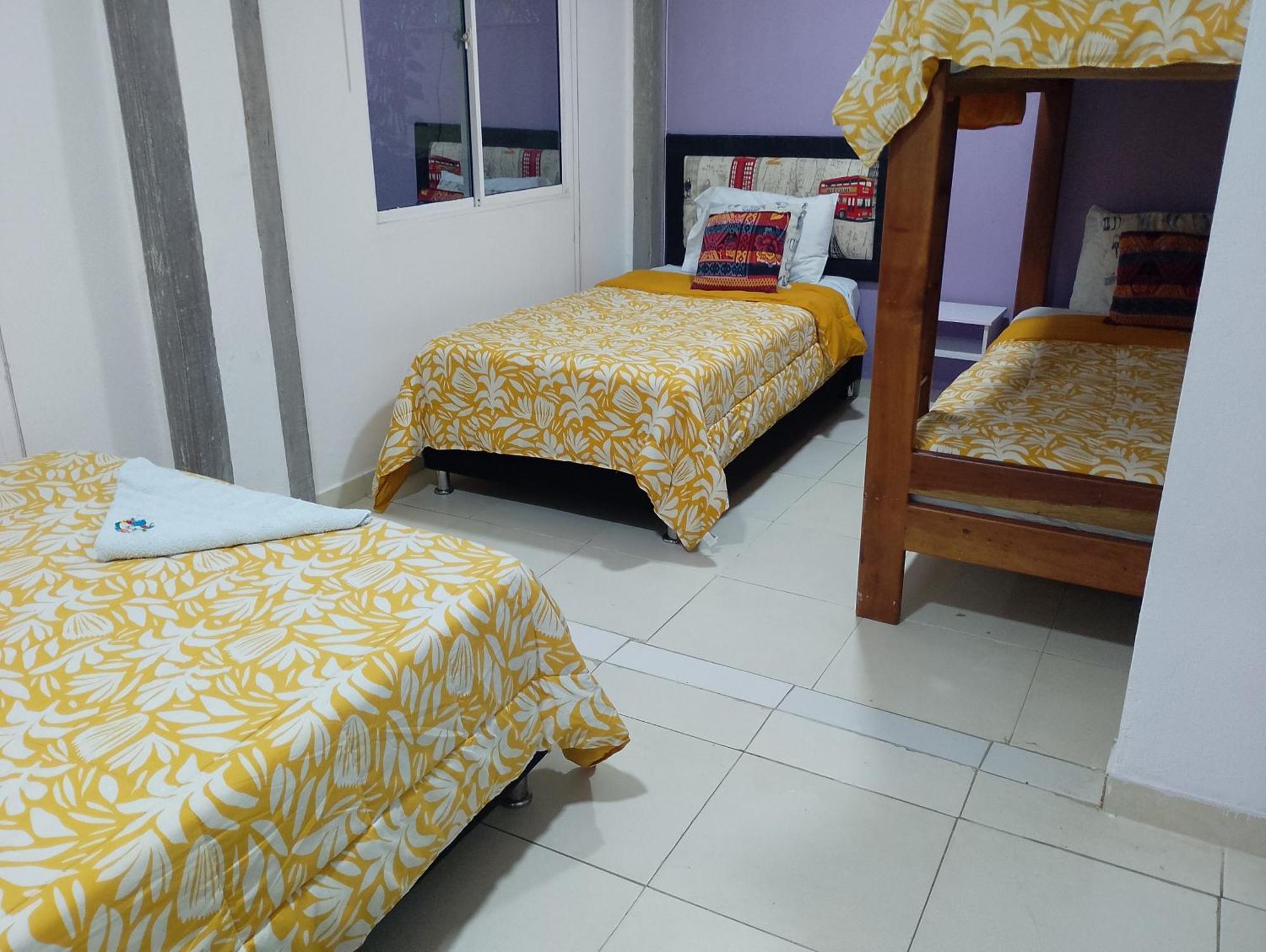 House Marfito Airport — Photos 2